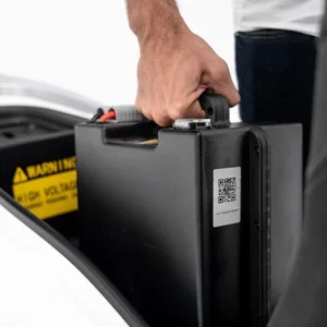 Vodič za kupovinu - Prenosiva CATL baterija, vozač je izvlači ispod sedišta